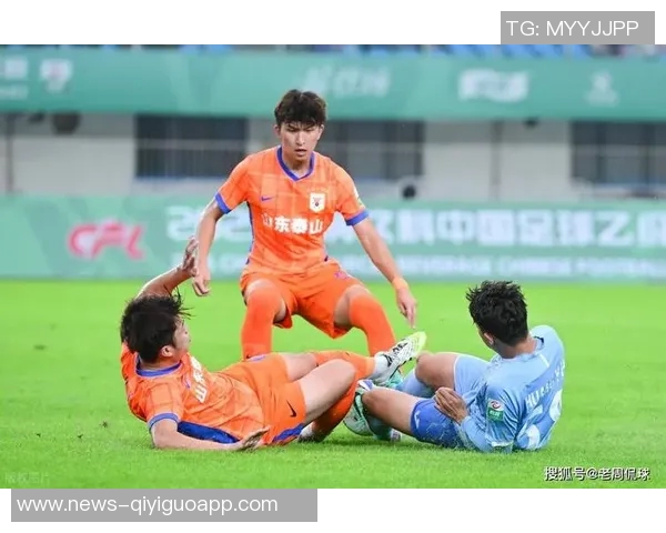 中国香港惊险逆转孟加拉国李小恒替补上演帽子戏法助球队夺冠