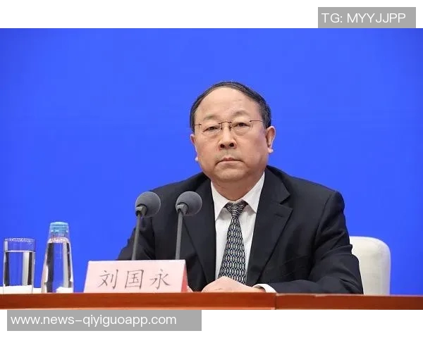 姚明辞去中国篮协主席郭振明接任新任主席引发关注